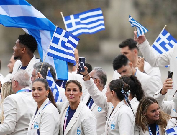 Ολυμπιακοί Αγώνες: Έλαμψε η ελληνική αποστολή, η πρώτη που διέσχισε το Σηκουάνα